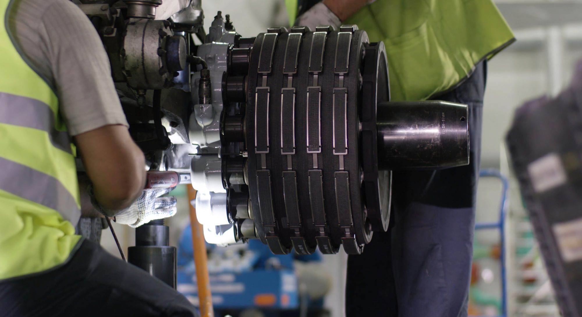 AS9100 and ISO 9001 in practice for aerospace and defence machining - WYKEN WEB AS9100 and ISO 9001 08268